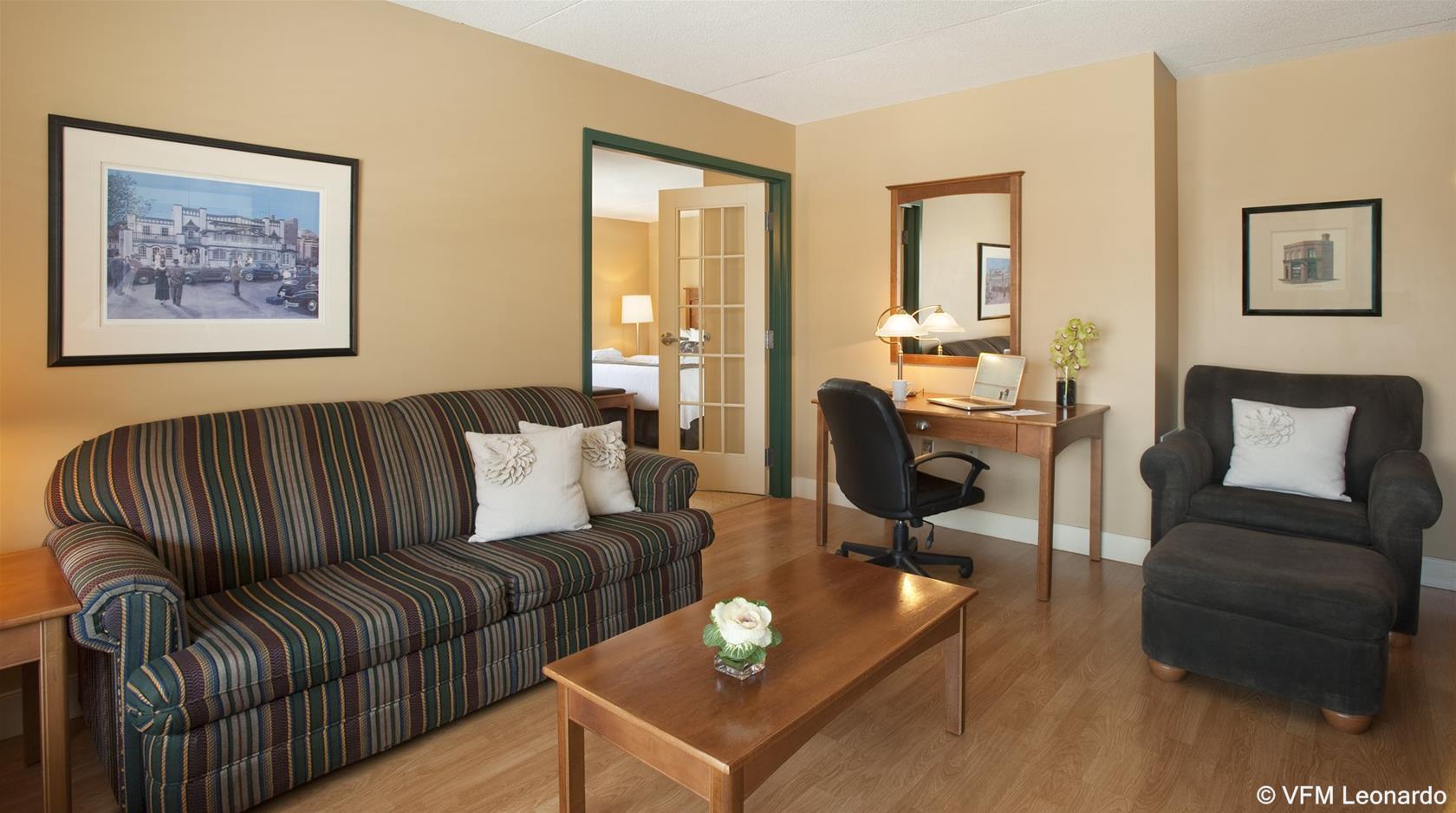 Temple Gardens Hotel & Spa Moose Jaw Exteriör bild