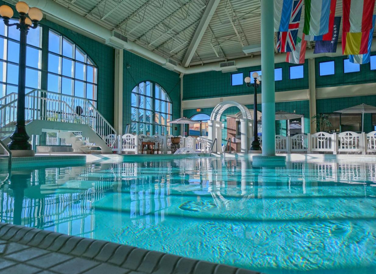 Temple Gardens Hotel & Spa Moose Jaw Exteriör bild
